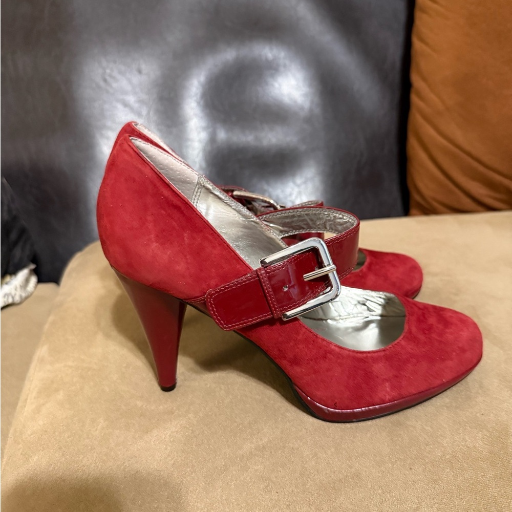 Women’s Red Suede Patent Leather Mary Jane Heels | Size 7.5 | Buckle Strap - Picture 5 of 10